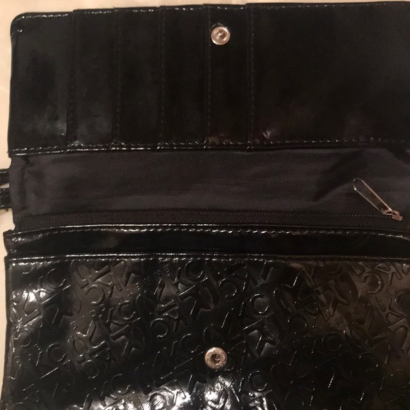 Wallet - Picture 2 of 3